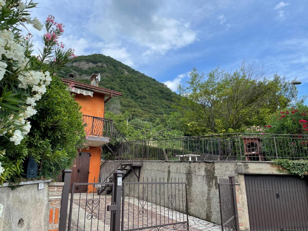 A La Zolia Mendia Villa Salò Dış mekan fotoğraf